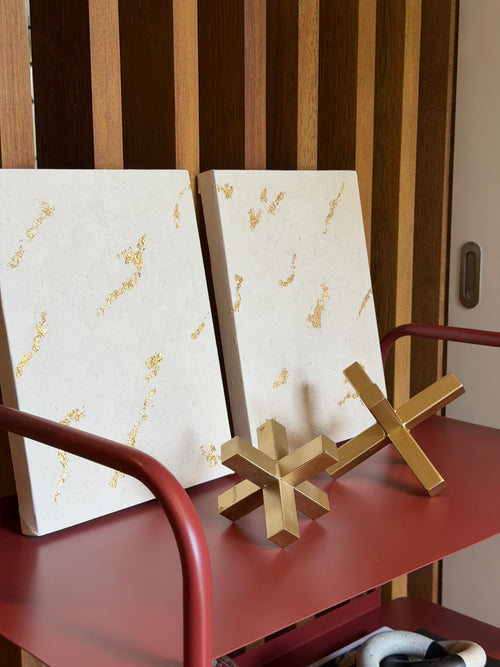 Díptico huellas de lo invisible